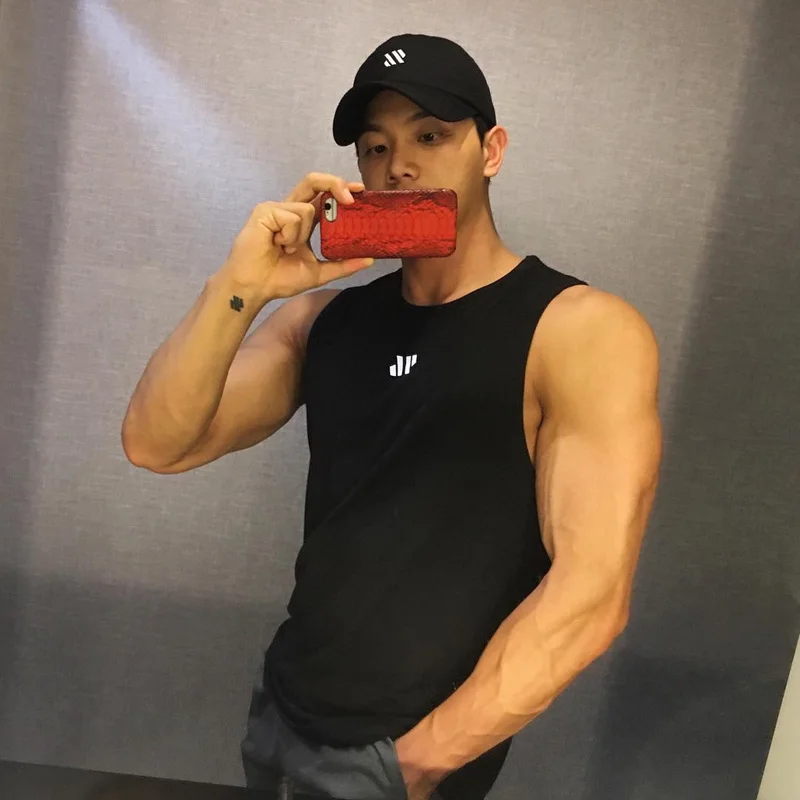 Lauvq™ FlexMesh Sleeveless Vest